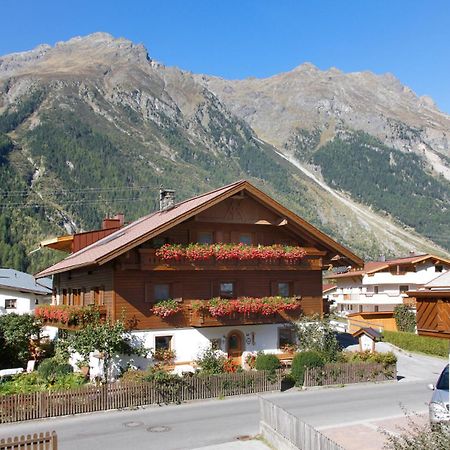 Vila Haus Stefan Längenfeld Exteriér fotografie